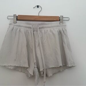 Source Unknown High Waist Cream Shorts